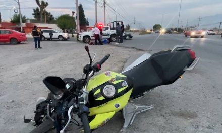 Dos personas resultaron heridas en accidente de moto en Saltillo