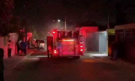 Saltillo: Pleito termina con dos casas incendiadas en la madrugada