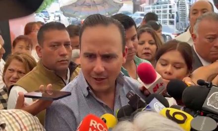 Darán solución a cruceros por donde circula el tren en Saltillo