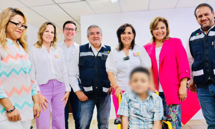 Entregan DIF Coahuila y Club Rotario apoyos funcionales en Sabinas