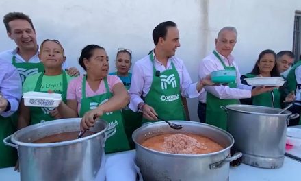 Gobernador cumple manda a San Juditas