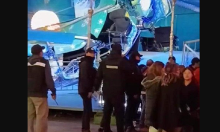 Accidente de juego mecánico en feria de Pachuca deja a 9 personas lesionadas