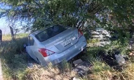 Mujer termina lesionada tras accidente en Libramiento OFT