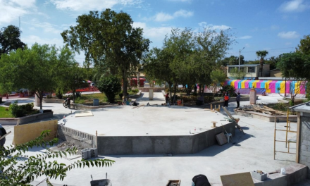 Avanzan obras en la plaza ‘Benjamín Canales’, en Acuña