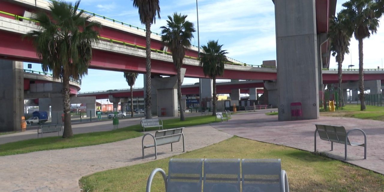 Permanecen abiertos los parques al interior del Mega distribuidor vial El sarape
