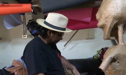 Piñatas gigantes de más de tres metros son elaboradas en Saltillo con gran calidad