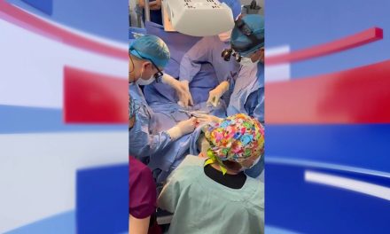 Realizan con éxito primer cirugía a corazón abierto a neonato en Saltillo