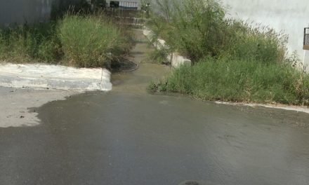 Repararon fuga de aguas negras en Saltillo