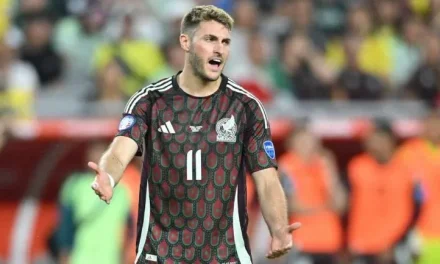 Santiago Giménez anhela consolidarse en la Selección Mexicana para el Mundial 2026