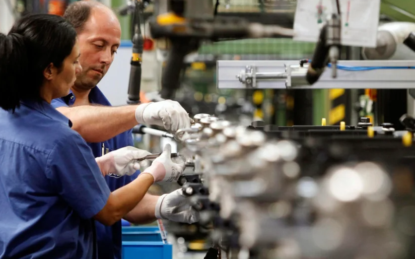 Descartan paros técnicos en empresas de Frontera