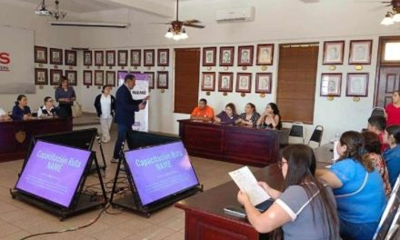 Previene DIF estatal los embarazos en adolescentes