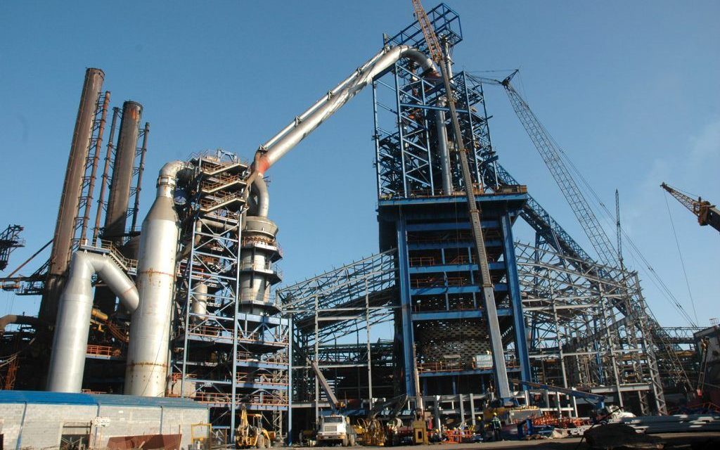 Ejecutan embargos contra acreedores de AHMSA