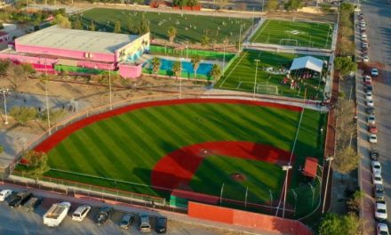 Saltillo: Inaugura alcalde 3 nuevas canchas en parque R. González