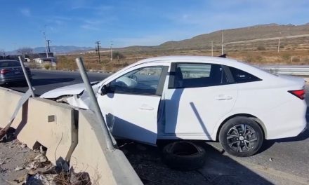 Accidente en la carretera a Zacatecas deja daños materiales, sin personas heridas