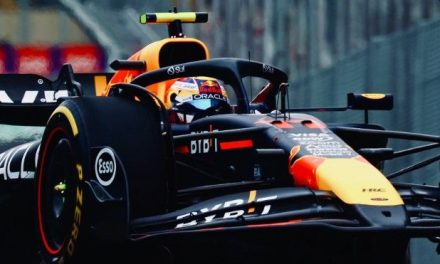 Checo Pérez es penúltimo en segunda práctica libre del Gran Premio de Las Vegas