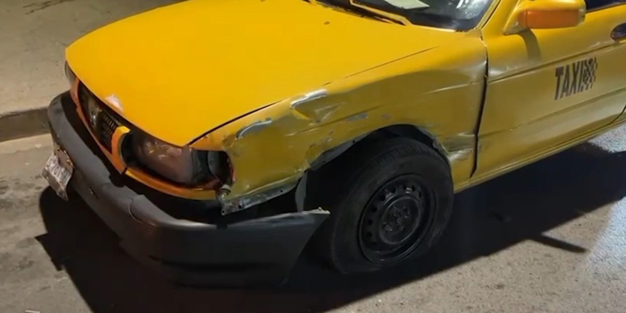Taxi choca por acelerado en Saltillo
