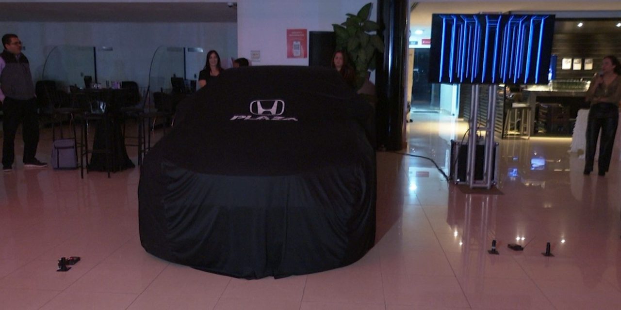 Presentan versiones 2025 del Honda Civic Hibrido en Saltillo