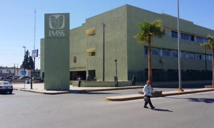 Jovencita intenta atentar contra su vida desde el segundo piso en el IMSS de Piedras Negras