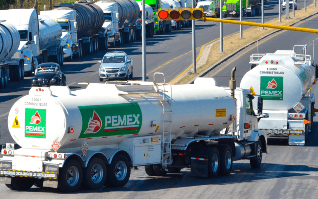 Pemex lanza plan de rescate; buscan ahorrar 50 mil millones de pesos