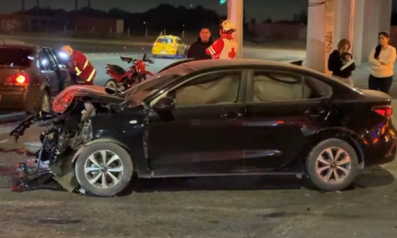 Saltillo: Queda lesionado tras provocar accidente, quitó derecho de paso