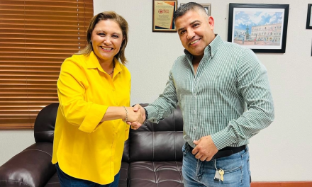 Alistan relevo administrativo en Sabinas