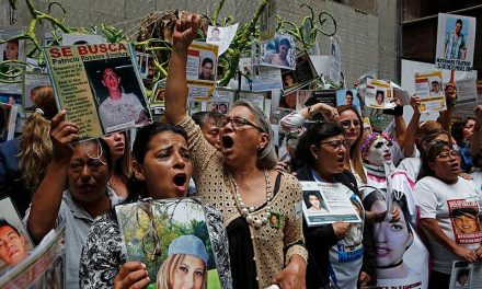 Sheinbaum se reunirá con padres de los 43 normalistas desaparecidos