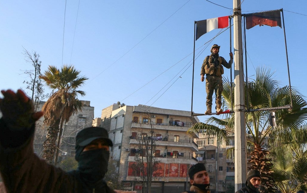 Yihadistas toman el control de amplias zonas de Alepo; Ejército Sirio se retira