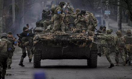 Exlíder militar ucraniano declara inicio de la Tercera Guerra Mundial