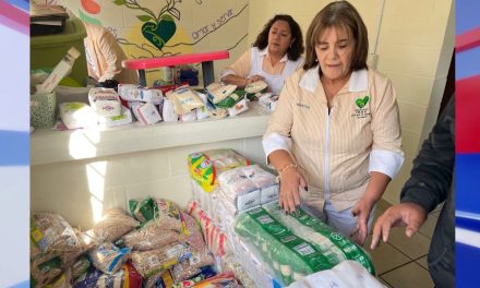 Voluntariado IMSS recibe donación