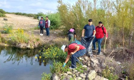 Reconoce Acuña al Cobac por liderazgo en Educación Ambiental