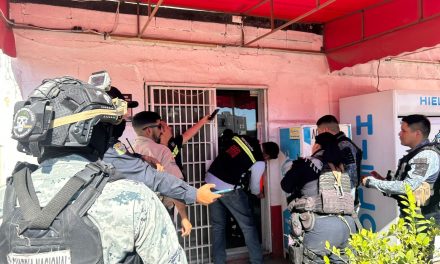 Clausuran miscelánea por venta de pirotecnia