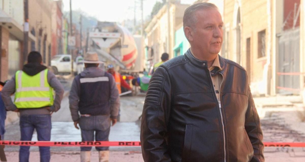Saltillo: Reconocen vecinos trabajos en calle General Cepeda
