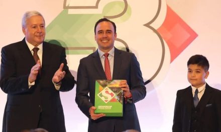 Trabajamos en equipo a favor de Saltillo: Manolo Jiménez