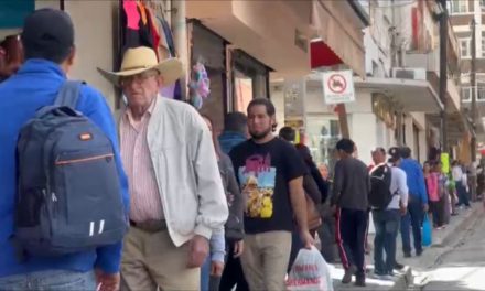Crece derrama económica con pago del aguinaldo