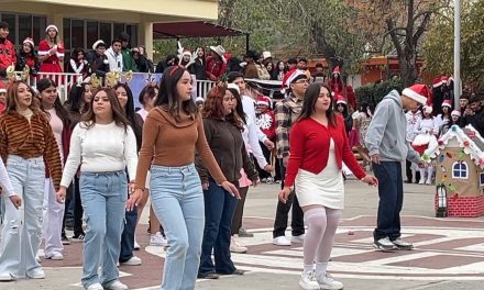 CETis 48 cierra semestre con festival navideño