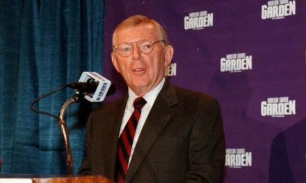 Fallece Charles F. Dolan, pionero de la televisión por cable y fundador de HBO y Cablevision