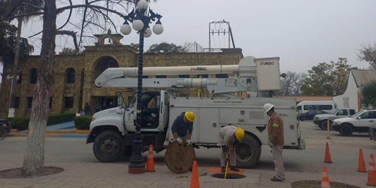 CFE corta suministro eléctrico a Presidencia Municipal de Múzquiz