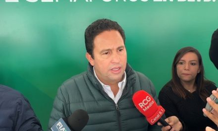 Detecta Javier Díaz vías con mayor problemática vial de Saltillo