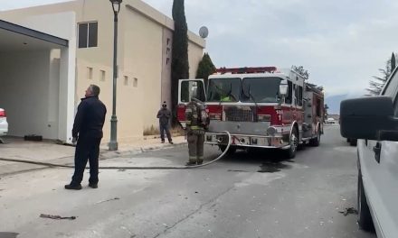 Explosión en vivienda deja dos personas lesionadas en Saltillo