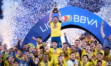 Interrumpen festejo de América en Monterrey con aspersores