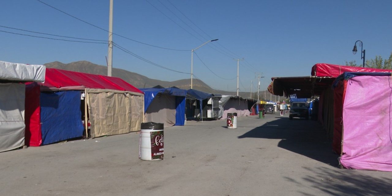 Instalan mercado navideño en Ramos Arizpe