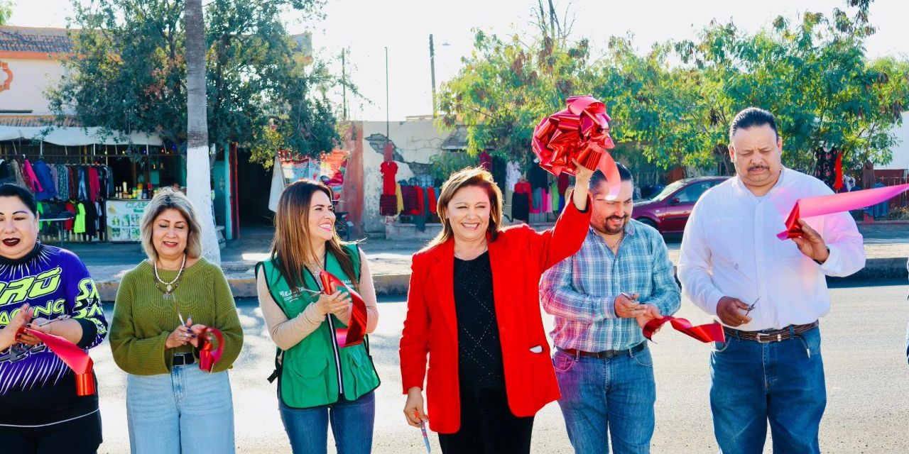 Entrega Diana Haro obra de repavimentación