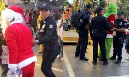 Video: Grinch ‘arruina la Navidad’ al agarrarse a golpes con un Santa y terminan detenidos