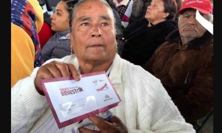 Analiza Gobierno federal otorgar la Pensión de Adulto Mayor a mexicanos en EE. UU.