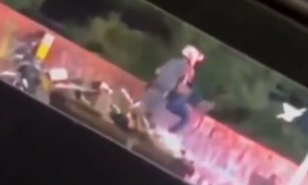 Indignación en Brasil: policía militar arroja a un hombre desde un puente en Sao Paulo