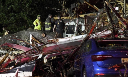 Dos muertos y daños severos por tornados en el sur de Estados Unidos