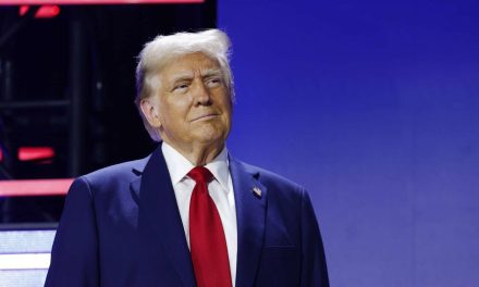 Donald Trump anuncia nominaciones para liderar la DEA y el FBI en su administración