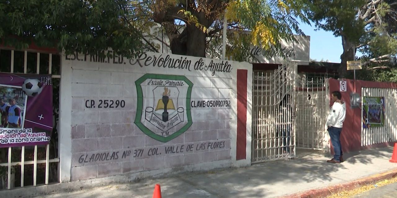 Inician vacaciones más de un millón de alumnos