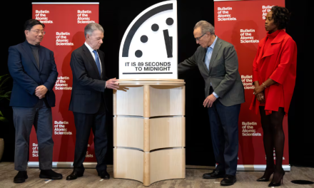 Reloj del Día del Juicio Final avanza a 89 segundos de la medianoche