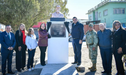 Carlos Villarreal encabeza homenaje a Ildefonso Fuentes de Hoyos